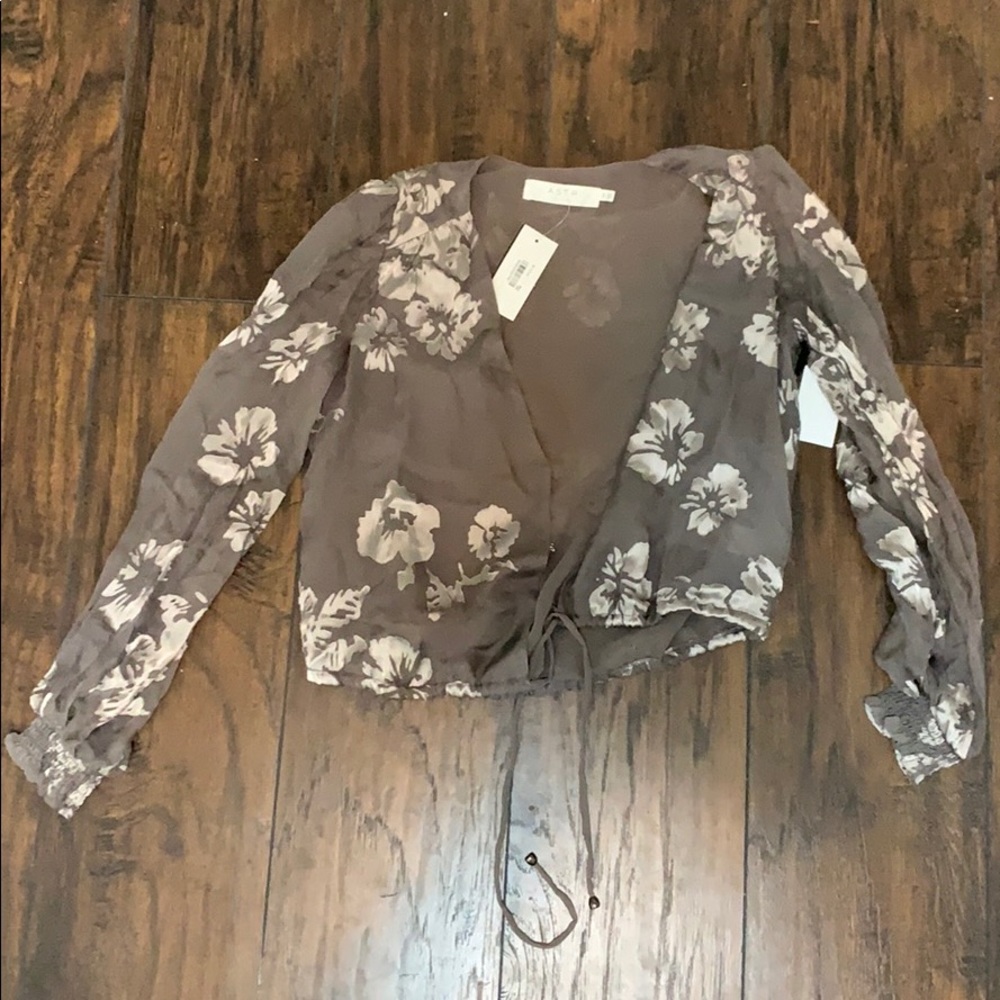 Women’s Top